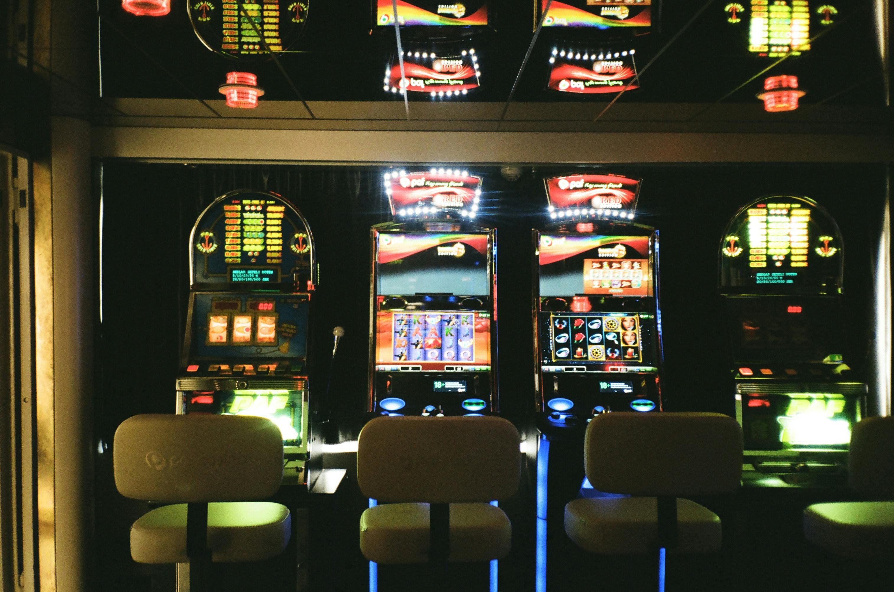 Filipino player browsing queenbet sports betting options on mobile